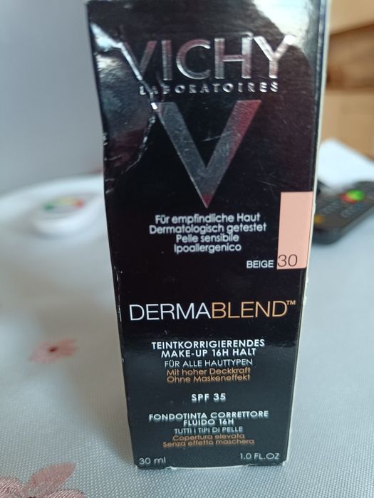 Sprzedam fluid firmy Vichy dermablend beige 30