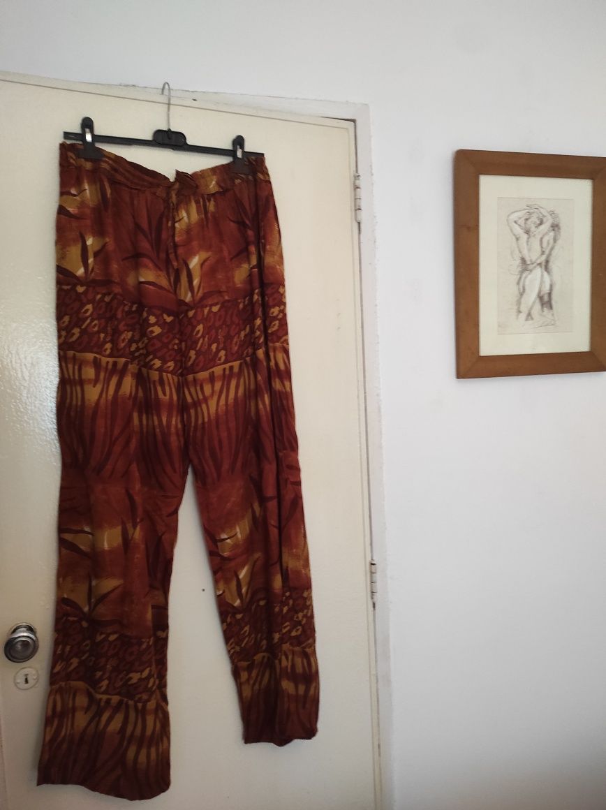 Calça Pantalona nova tamanho 44,46