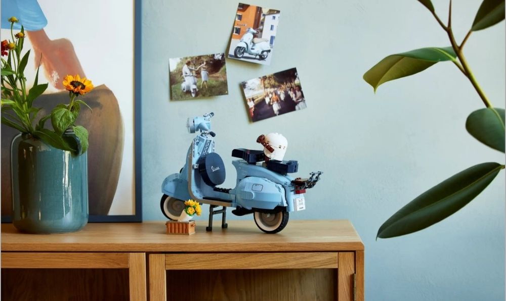 Lego Vespa 125 #10292