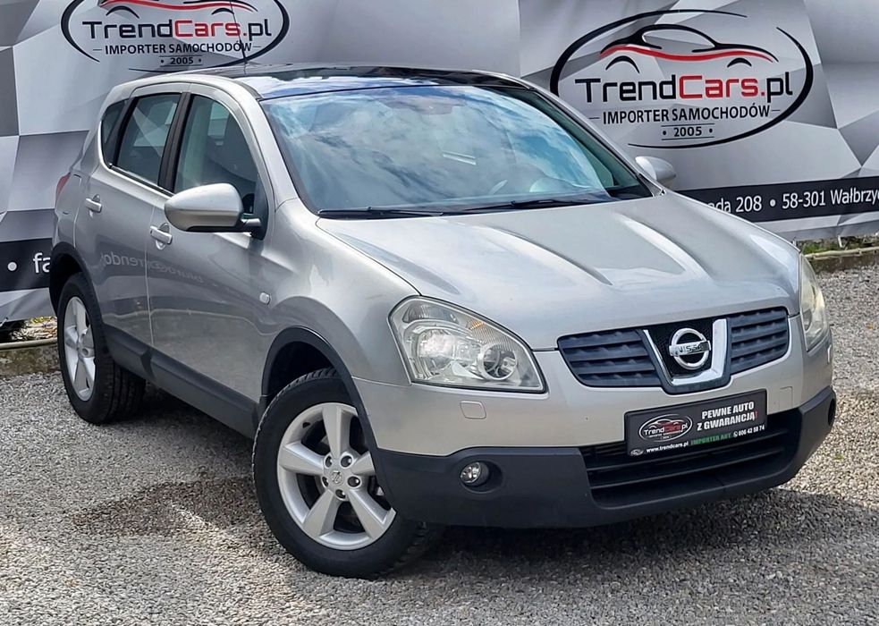 Nissan Qashqai 2.0 150 KM 4x4 Ksenon Panorama bezwypadkowy serwisowany opłacony