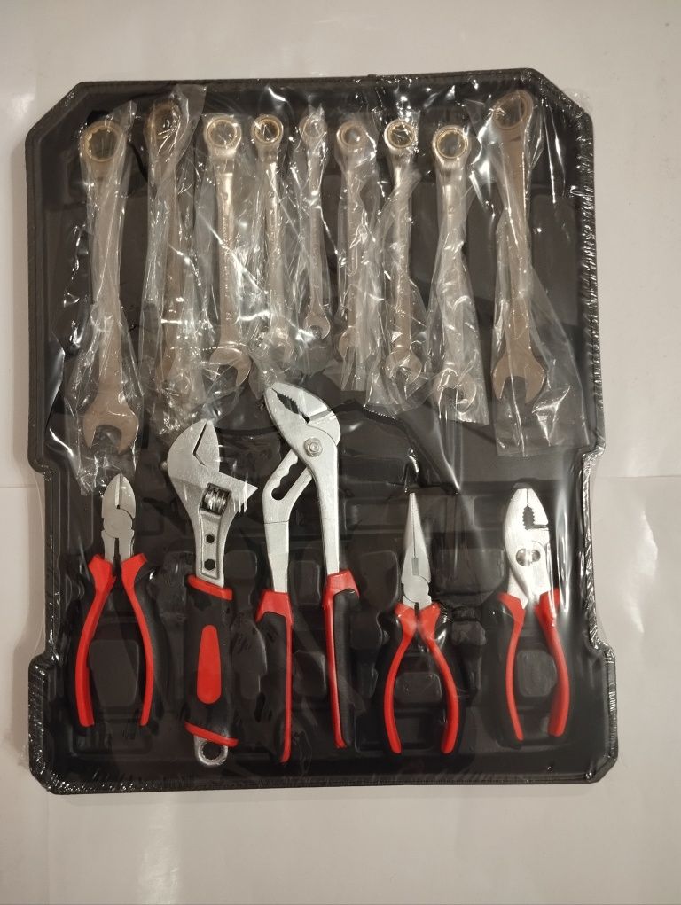 Великий набір інструментів Tools Professional