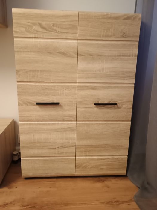 Sprzedam zestaw mebli pokojowych+ stół i krzesła