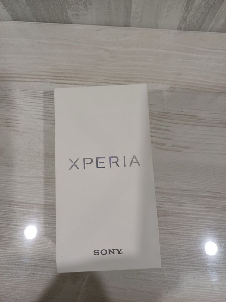 Телефон Sony Xperia X