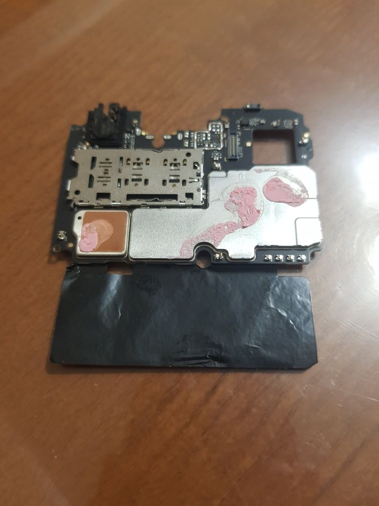 Motorola E13 запчастини
