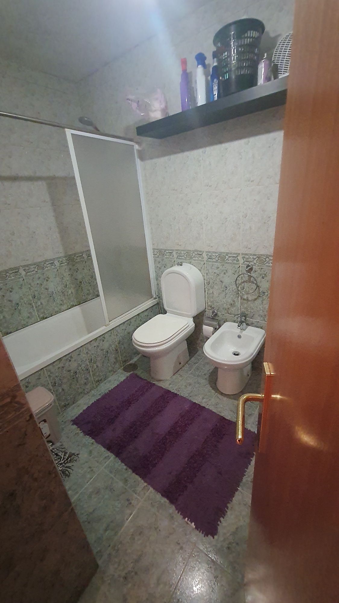 Quarto para arrendar