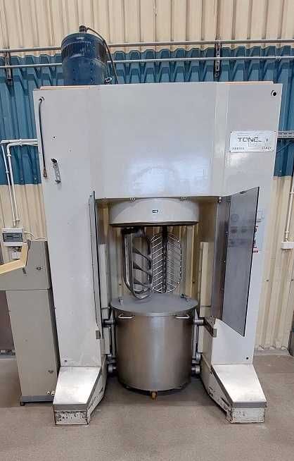 Tonelli mixer planetarny