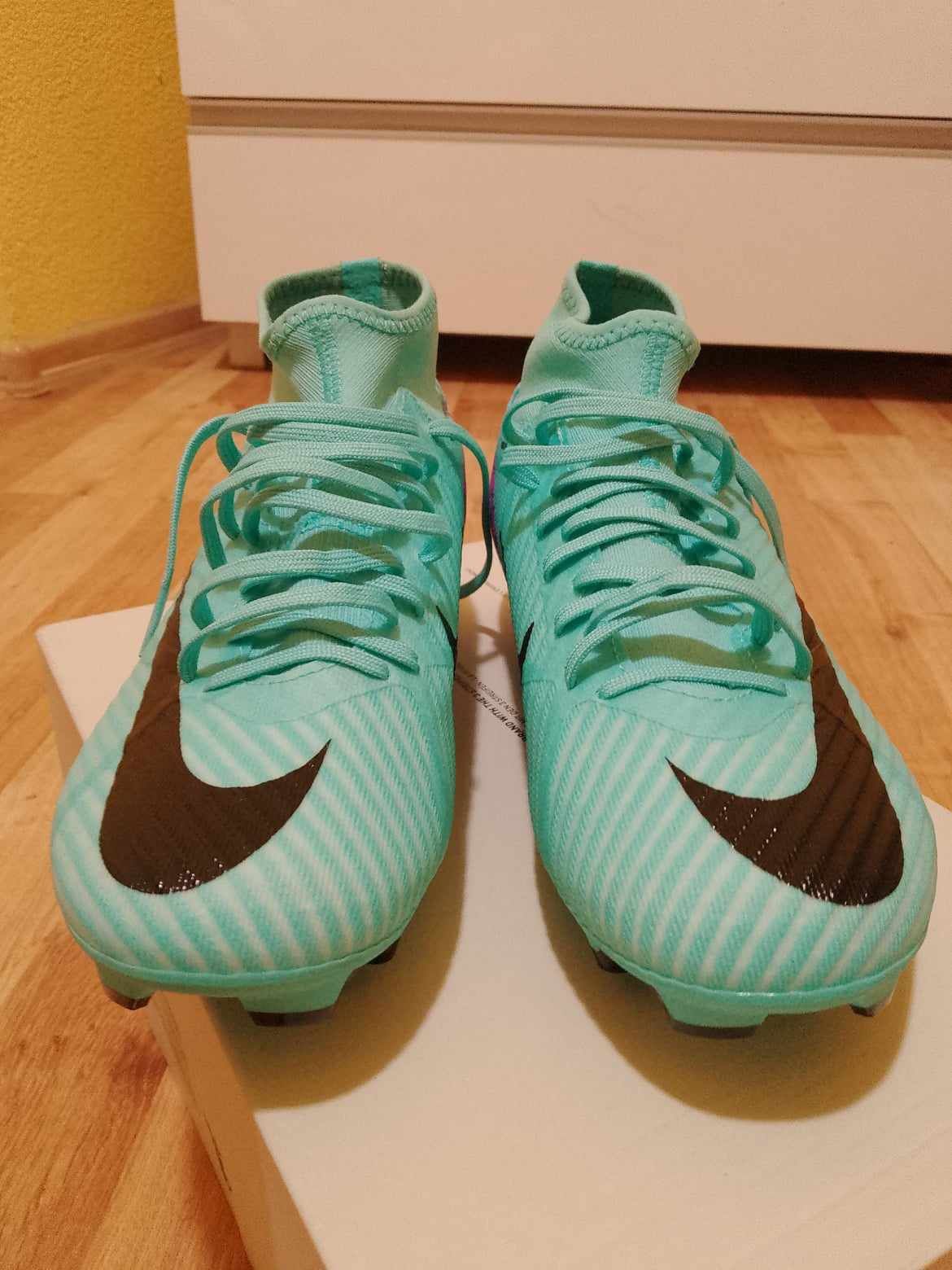 Buty piłkarskie nike air rozmiar 40