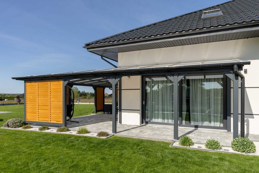 zadaszenie tarasu weranda pergola wiata poliwęglan weranda konstrukcja