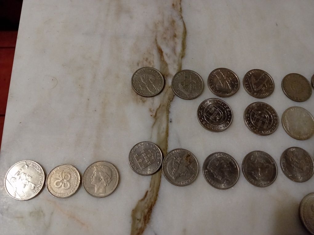 Conjunto de 52 Moedas Comemorativas