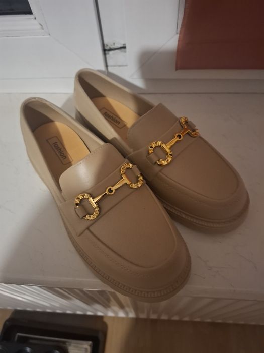 Mokasyny nowe buty