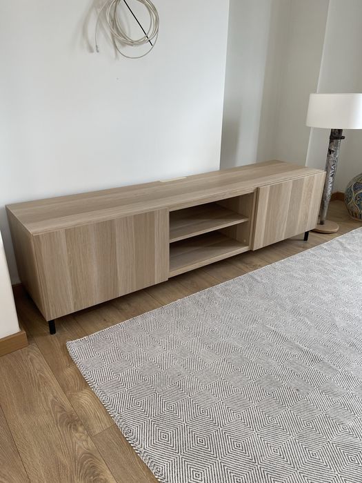 Aparador TV IKEA BESTA