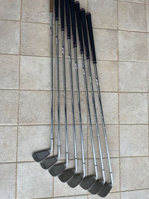 Conjunto de tacos de golfe/Set of irons