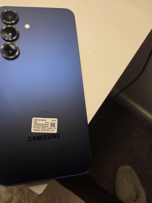 Samsung S25 256 GB
