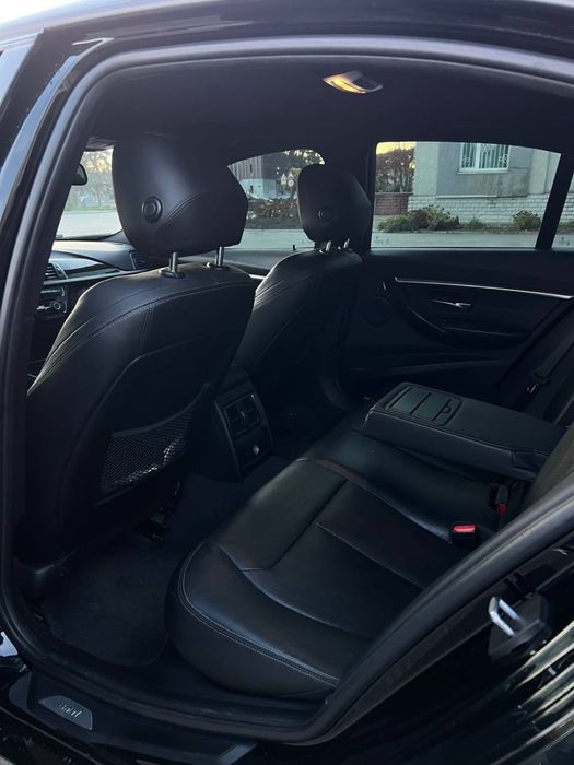 Продам bmw f30 328i 2015