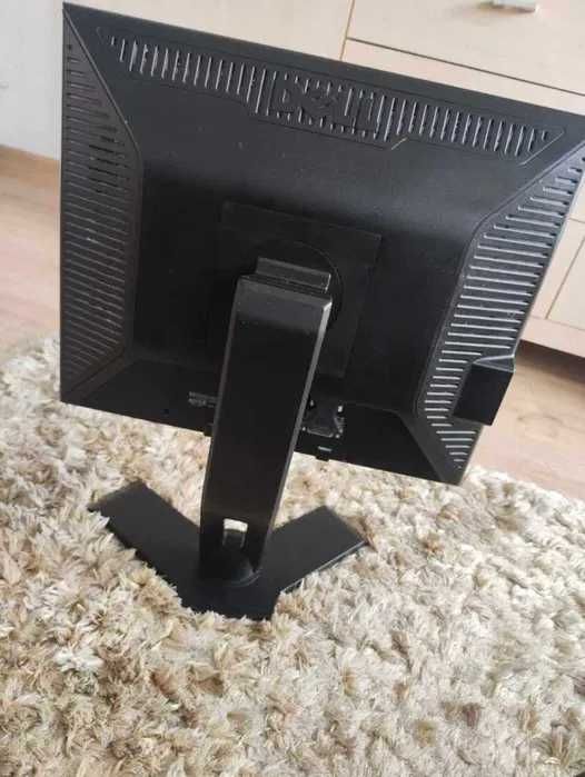 Monitor Dell 19" cali 1908FPM biurowy komputer