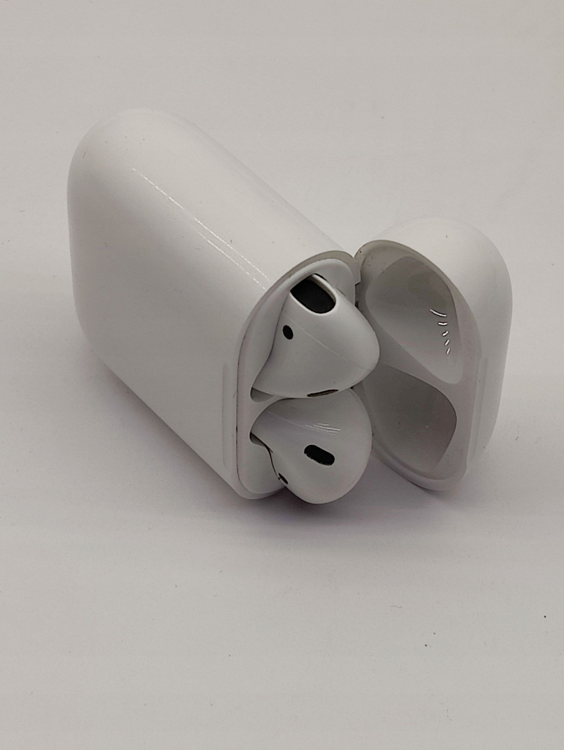 Słuchawki bezprzewodowe douszne Apple AirPods II