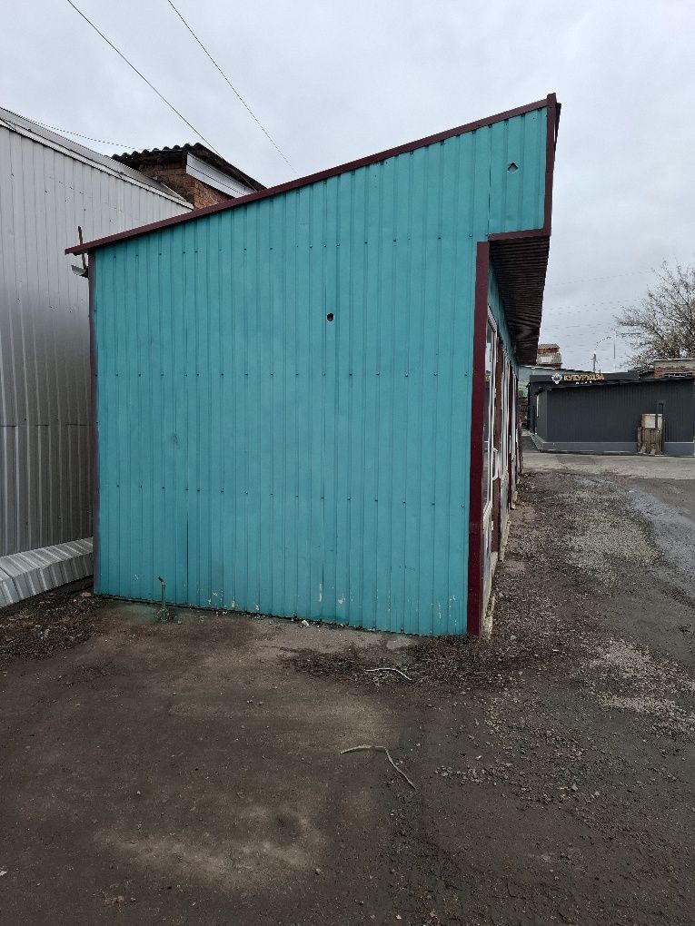 Продаж кіоск,бутик