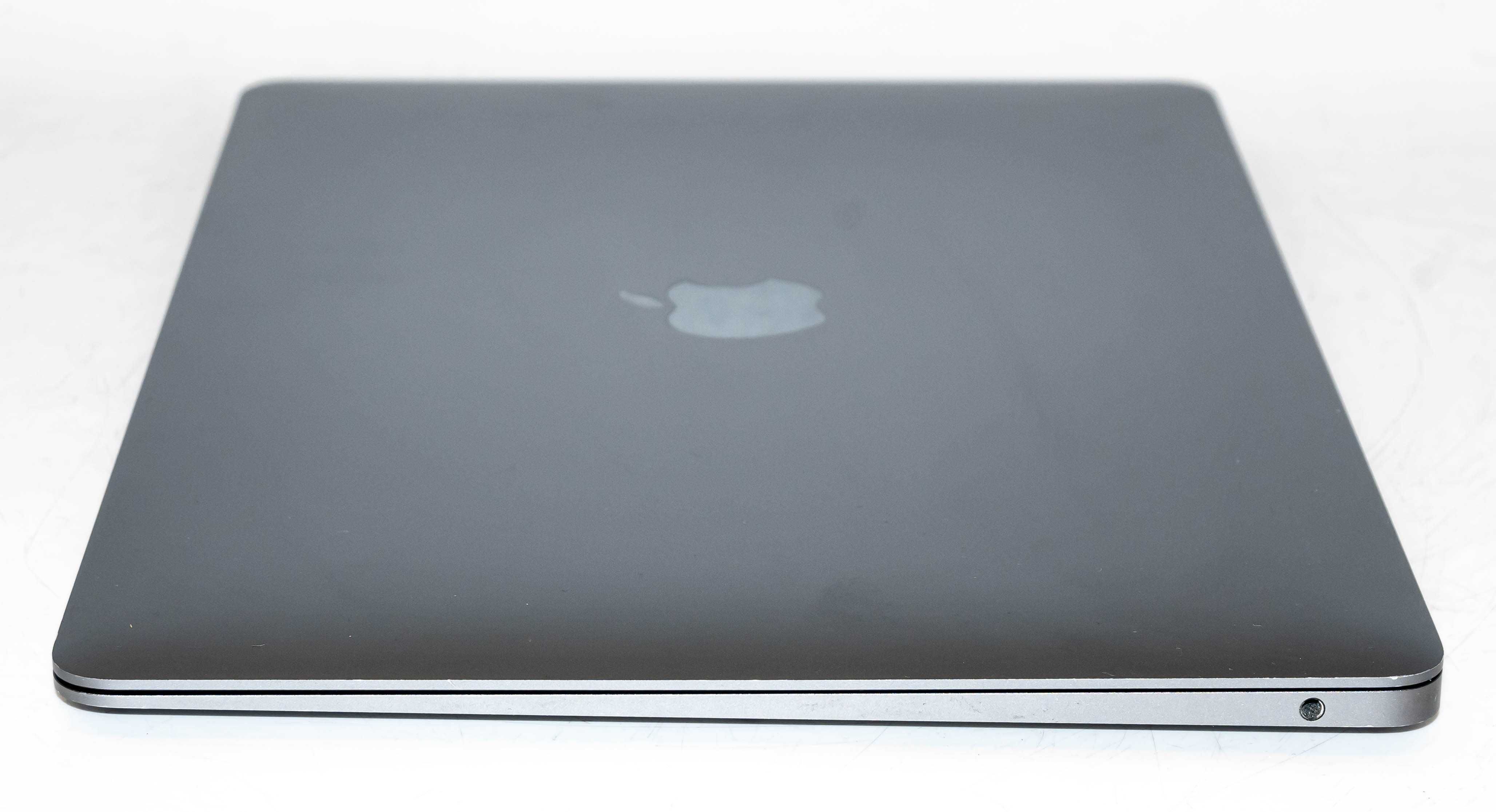 MacBook Air 13 2019 i5 1.6GHz 8GB 256GB SSD UHD 617
