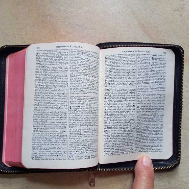 Biblia Gdańska 1970 skóra, zamek, złocenia, mały format - Śliczna