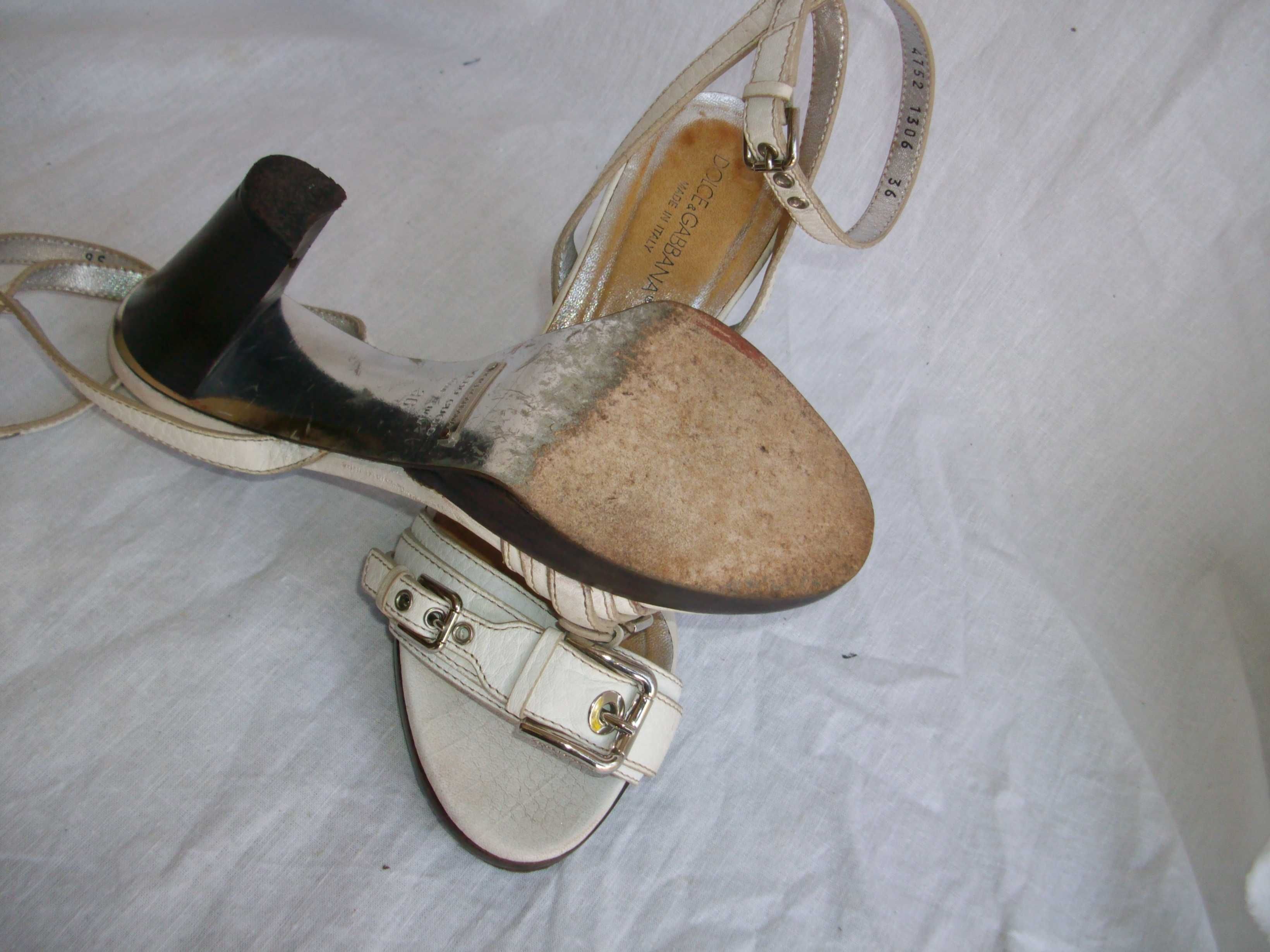 Dolce & Gabbana sandały szpilki ecru białe 36