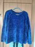 Sweter damski welurowy