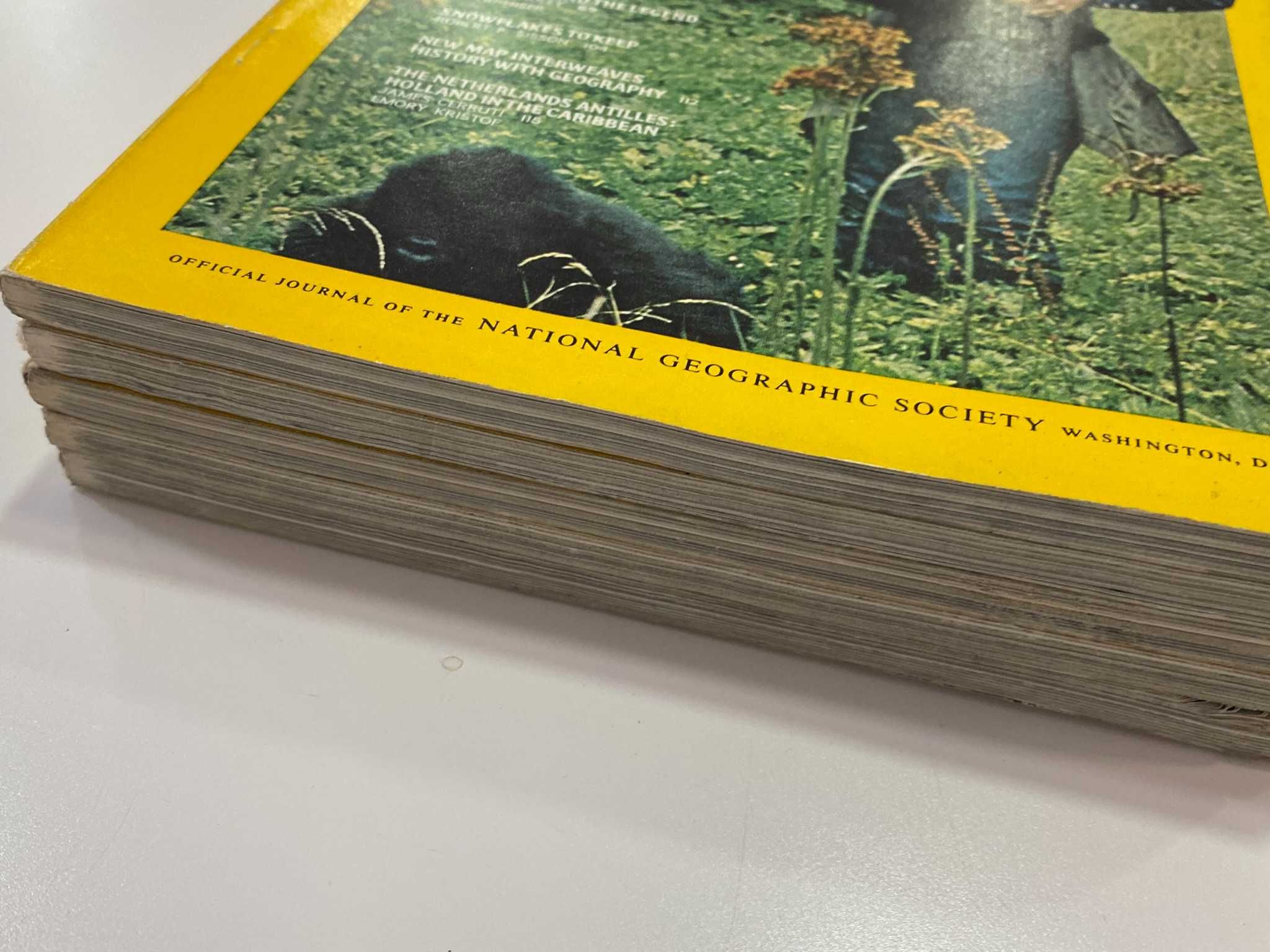 Conjunto de 5 revistas National Geographic Ano 1970 - Inglês