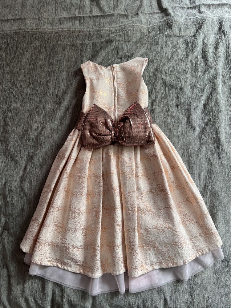 Нарядна сукня 116-128см