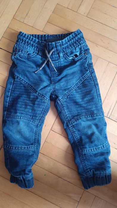 Ocieplane spodnie jeansowe dla chłopca rozm 98 niebieskie