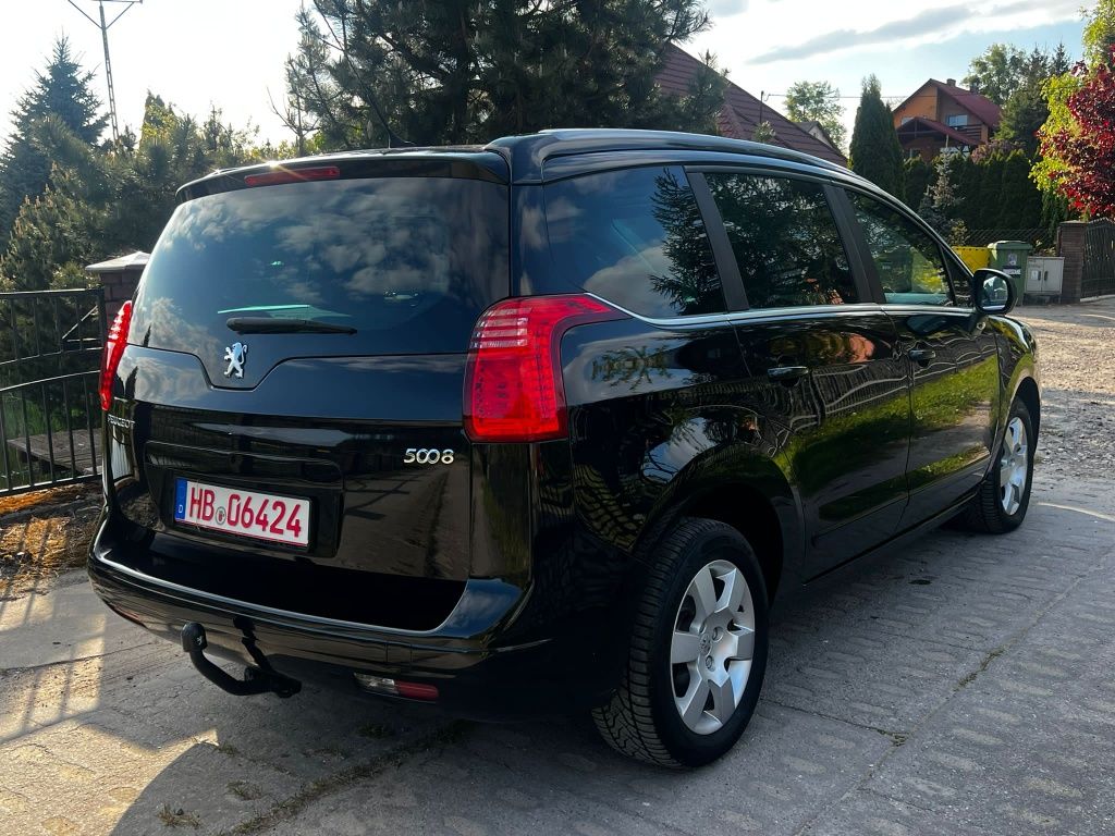 Peugeot 5008 1,6 thp 5 osobowy benzyna