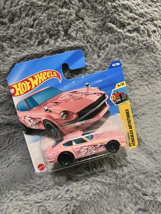 Продам машинки Hot Wheels Civic/Jaguar/Skyline/Mazda