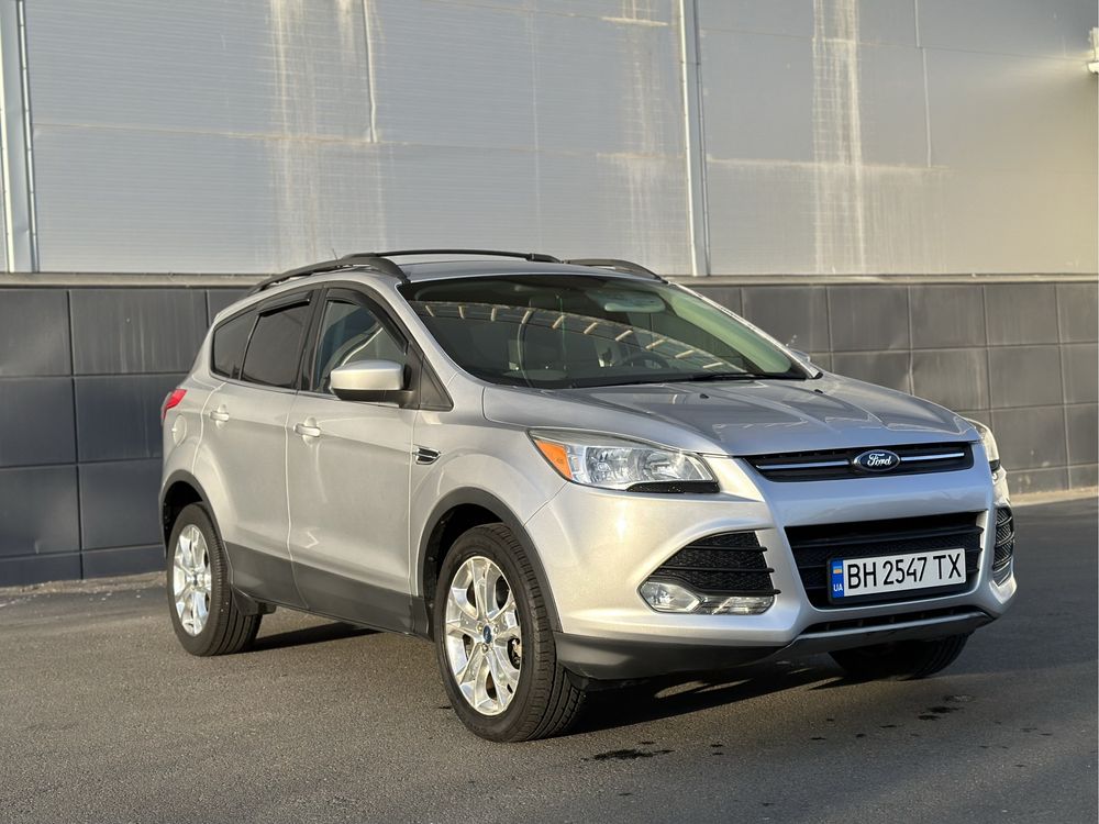 Ford Escape 2.0 2012 100 тысяч км