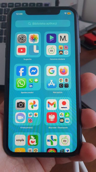 Iphone 11 stan bardzo dobry