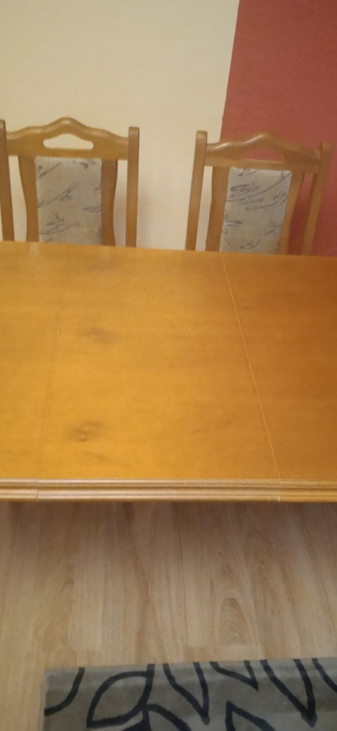 Stylowy duży stół rozkładany drewniany