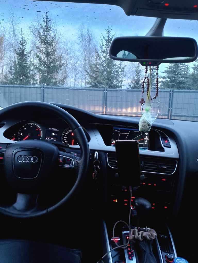 Audi A4b8 2.0 TDI 2008r.