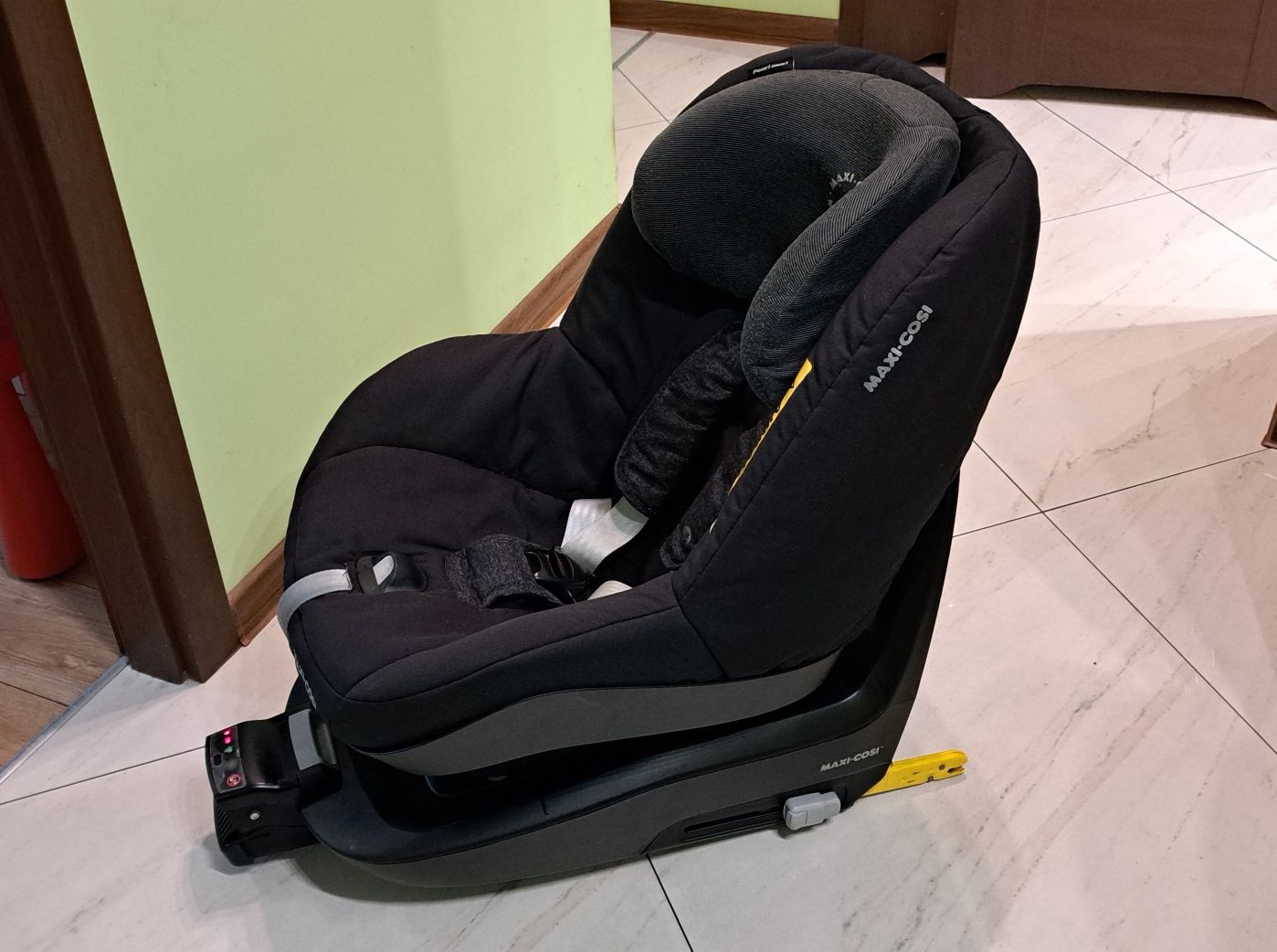 Sprzedam fotelik maxi cosi pearl