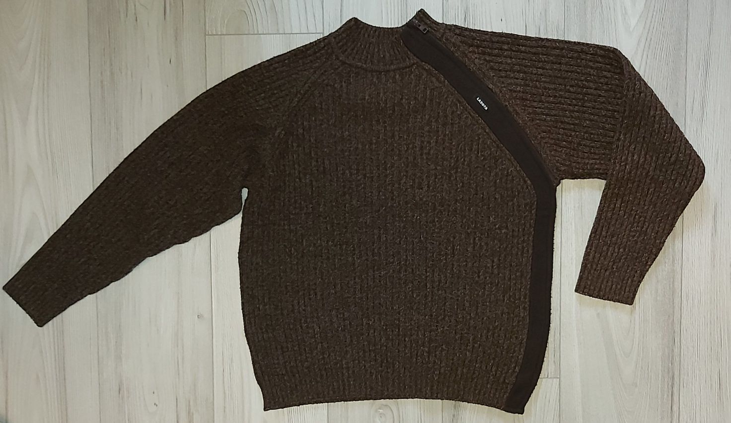 Sweter męski M/L polskiej firmy LASOTA