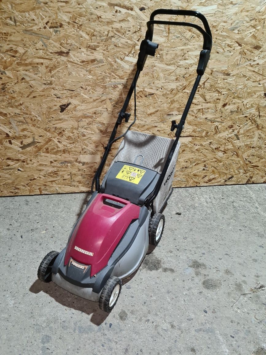 Kosiarka elektryczna Honda HRE330