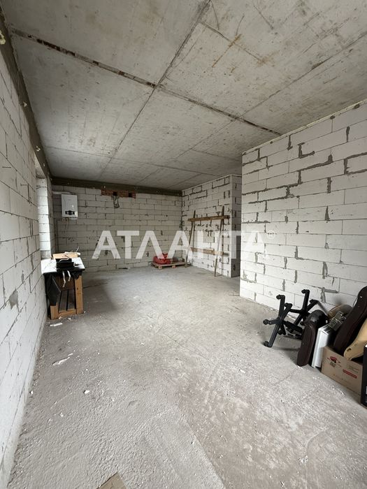 Продаж квадрексу в центрі Вишневого. Богдана Хмельницького.