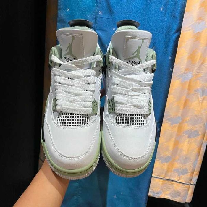 Jordan_4_Retro_Seafoam Biegania / R.43