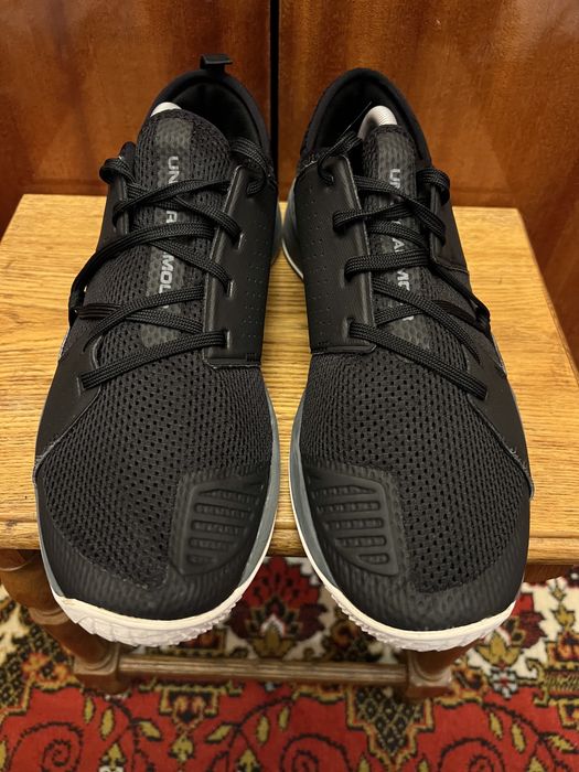 Under Armour чоловічі кросівки