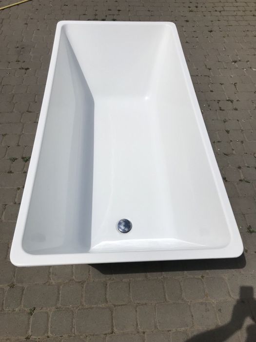 Ванна з переливом 165 см (00118) ванна акрилова