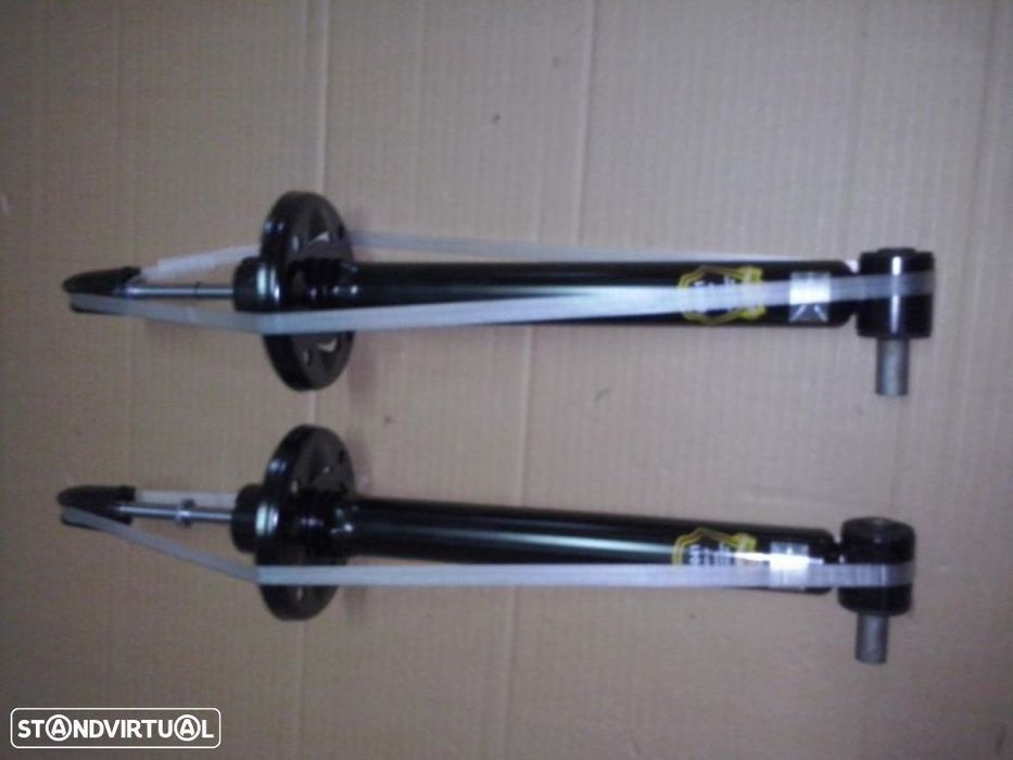 Par de amortecedores trás Audi A4 b5 (NOVOS)