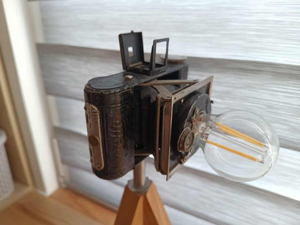Lampka nocna Designerska Stary Aparat Vintage