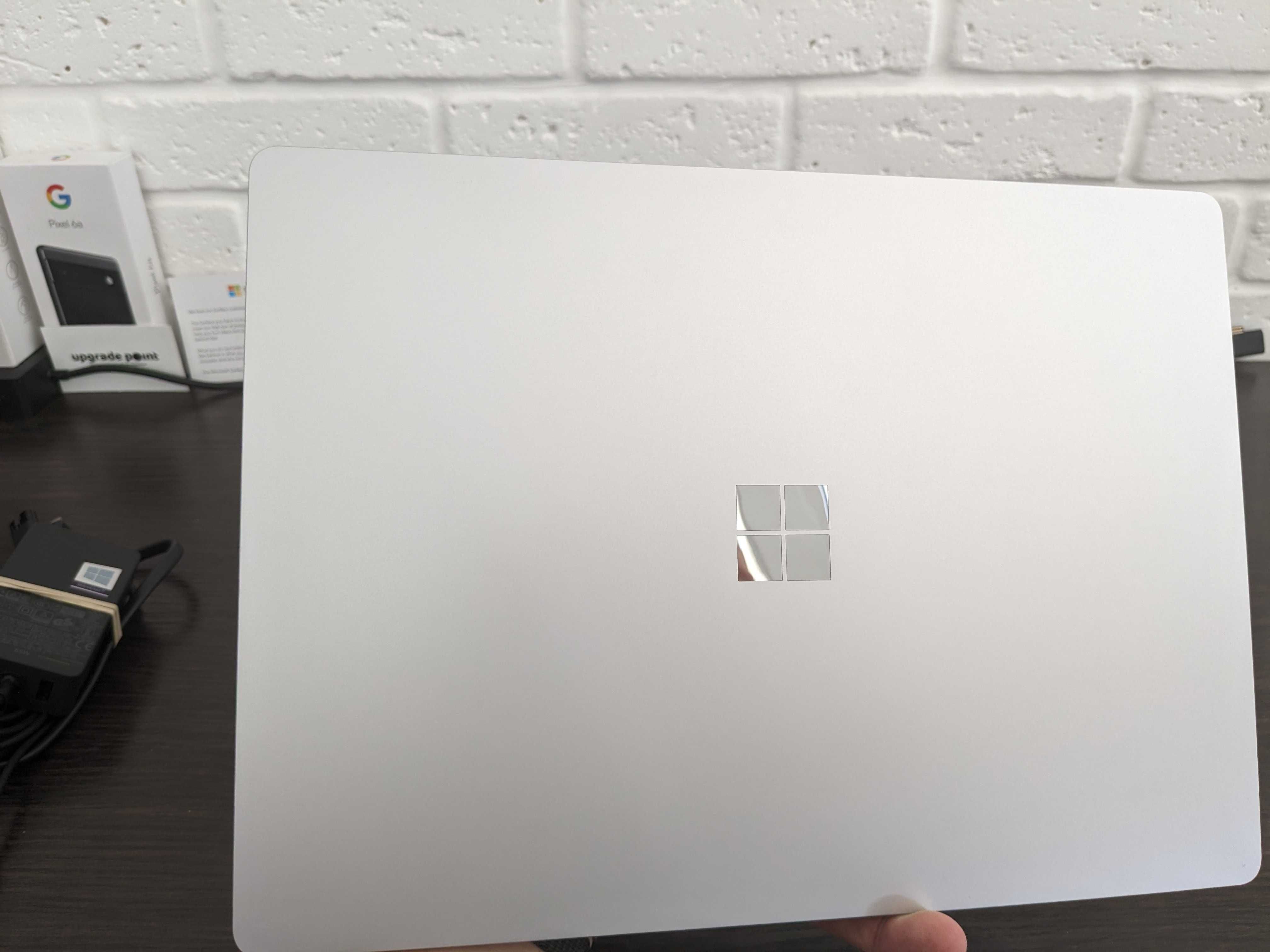 Microsoft Surface Laptop 3 - 13.5" - Core i5-1035G7 / 8gb / 256gb