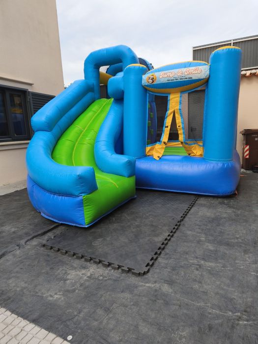 Aluguer de insufláveis