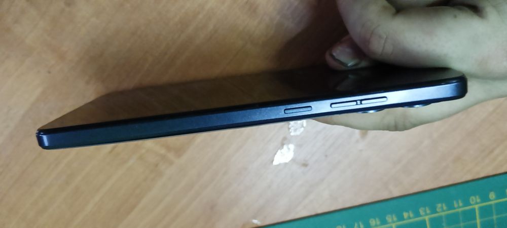 Motorola g84 5G -uszkodzona