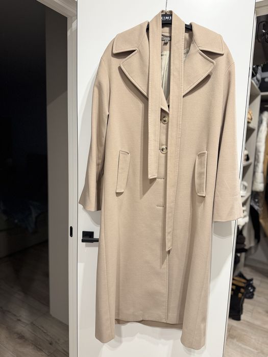 Продам пальто осенние