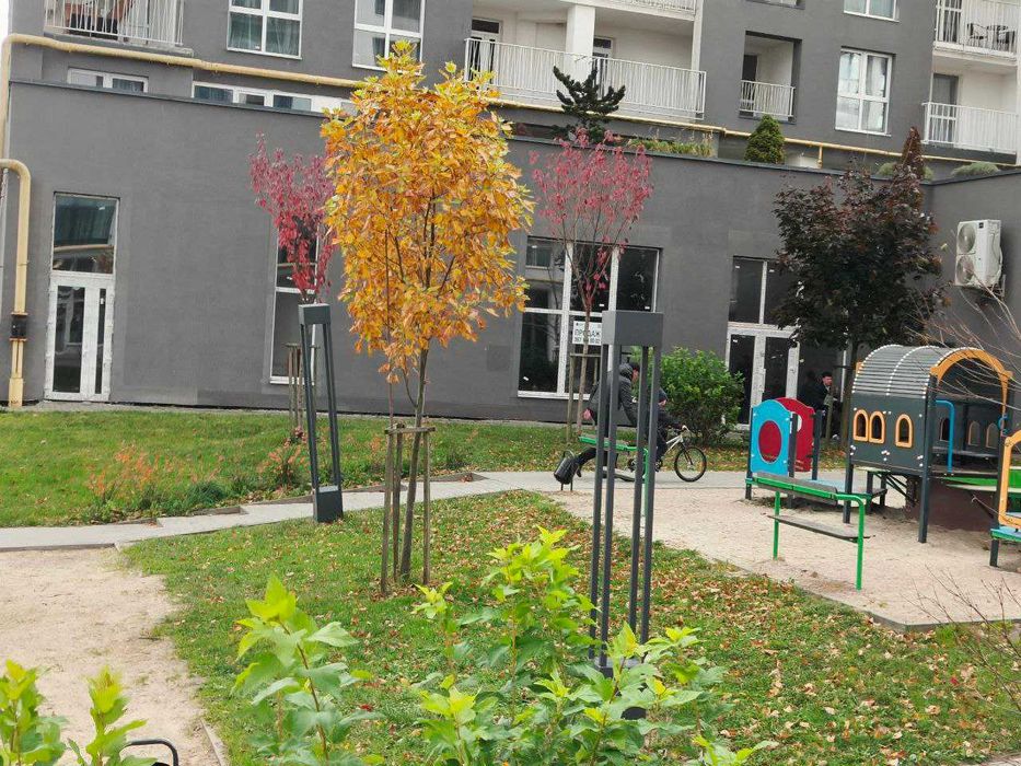 Продаж фасадного приміщення в ЖК Америка 380 м2