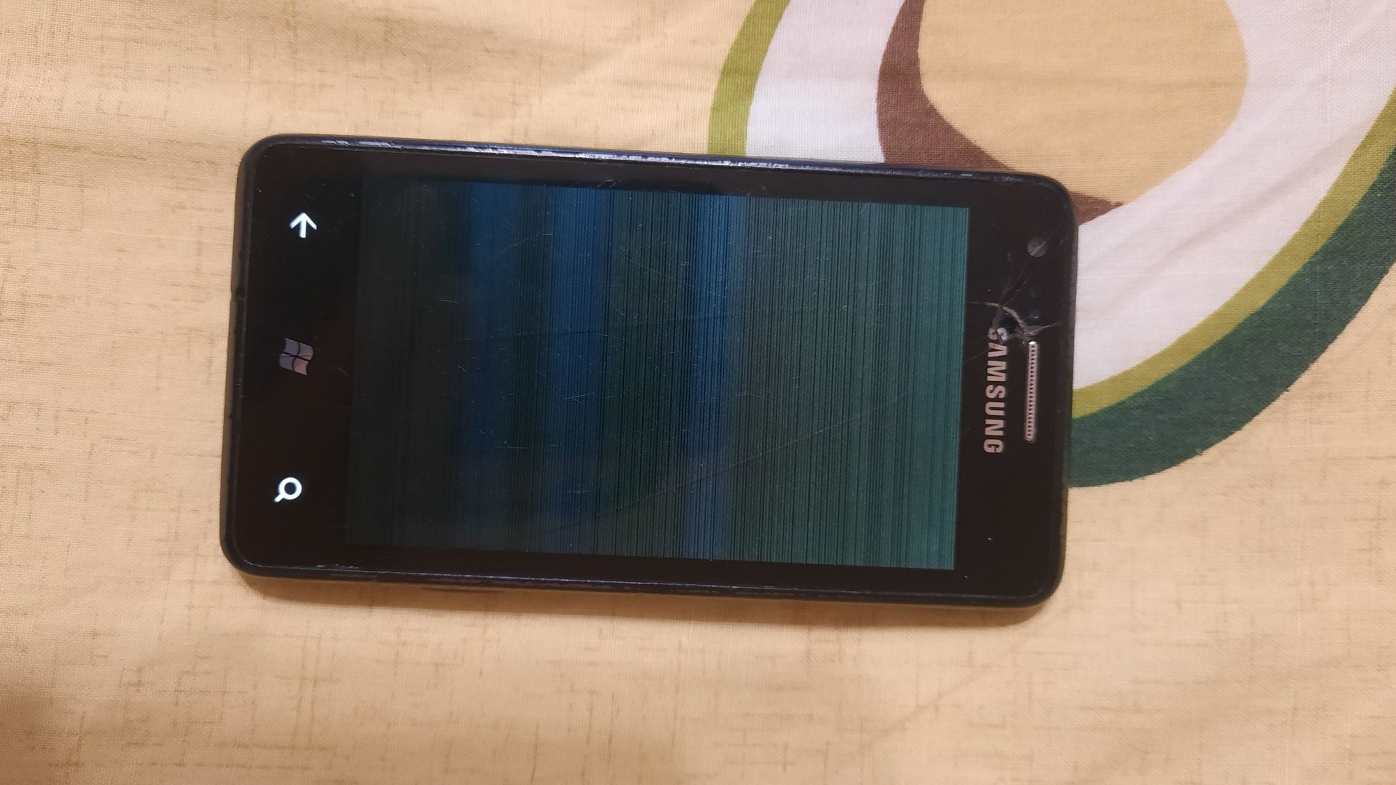 Смартфон SAMSUNG GT-S7530