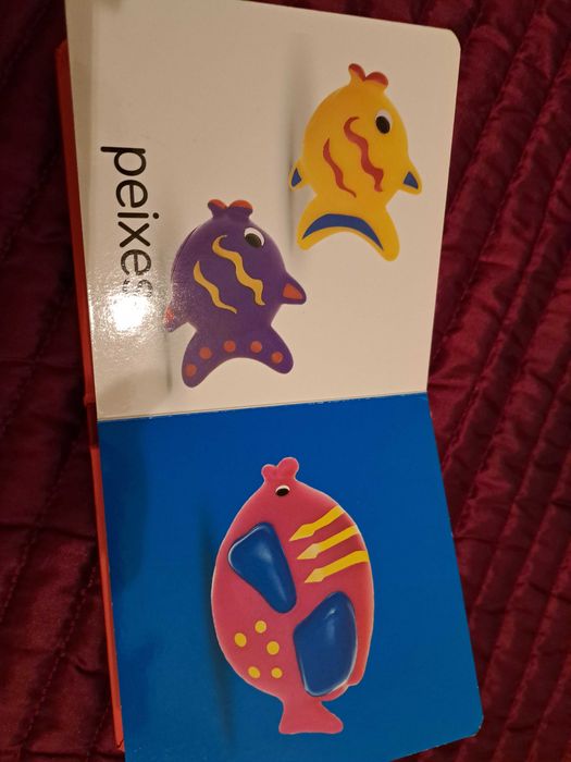 Os primeiros brinquedos - os bebés